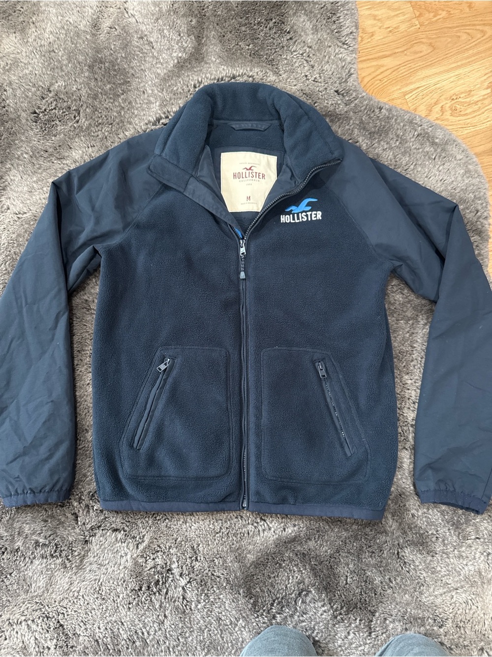 Vintage Y2K Hollister mens Navy Fleece Jacket